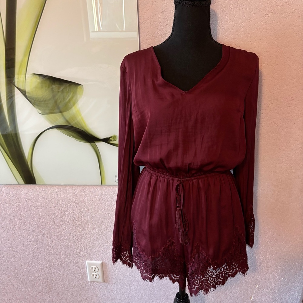 Romper size medium - image 1